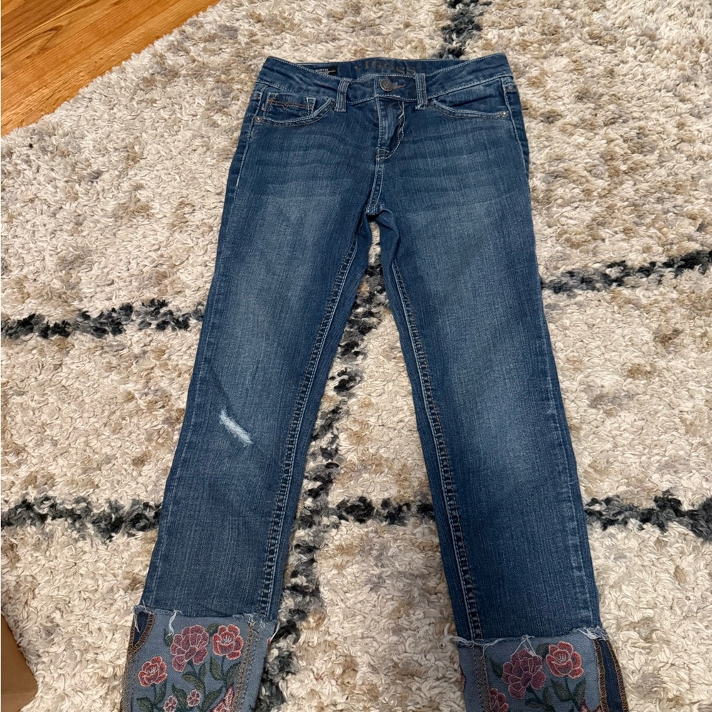 Vigoss Blue Straight Leg Jeans with Floral Embroidery
